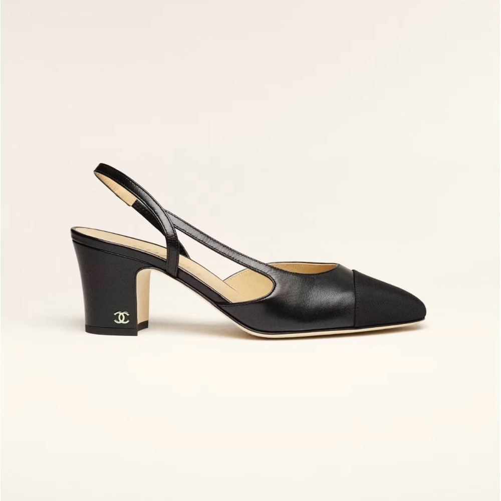 CHANEL Goatskin Grosgrain Cap Toe CC
Slingback Sandals 38.5 Black Leather NEW